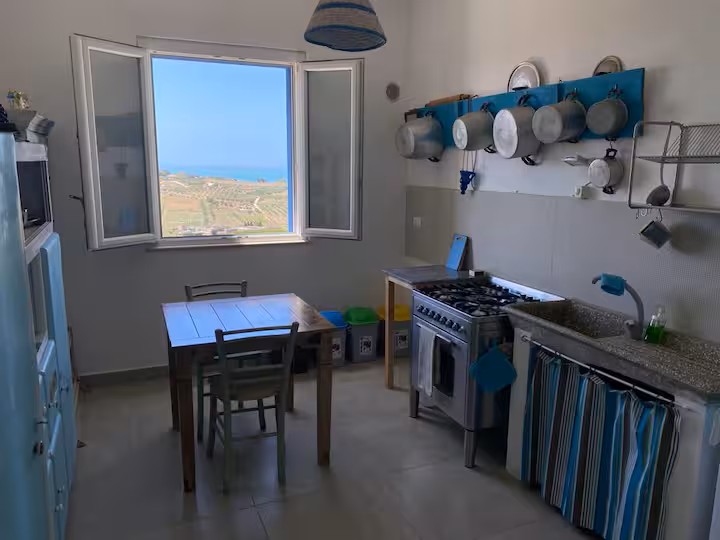 La Scalia Panoramica — Kitchen view 1